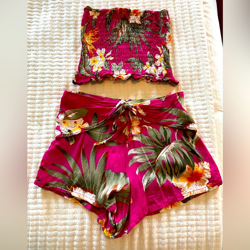 ULUWATU: TWO PIECE TROPICAL SET